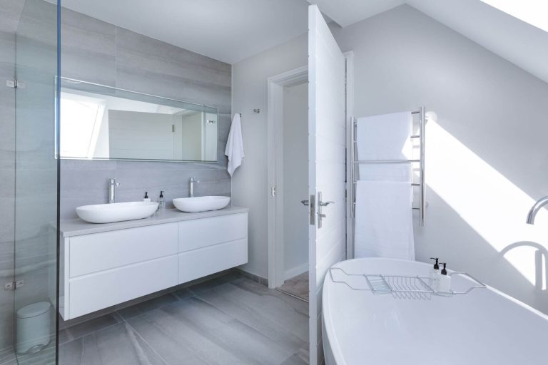 clean bathroom