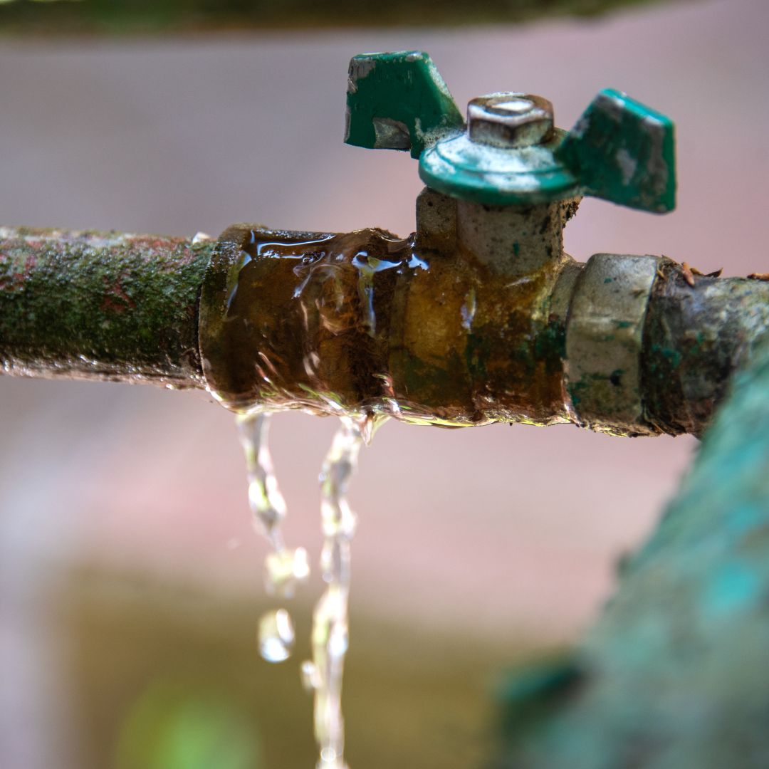 pipe leaking
